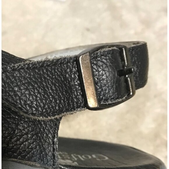 Golfstream Womens  Black Leather Strappy Sandals Size 9M With Floral Sole Design - Picture 10 of 14